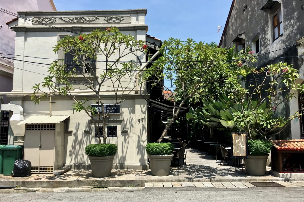 Exterior Muntri Mews