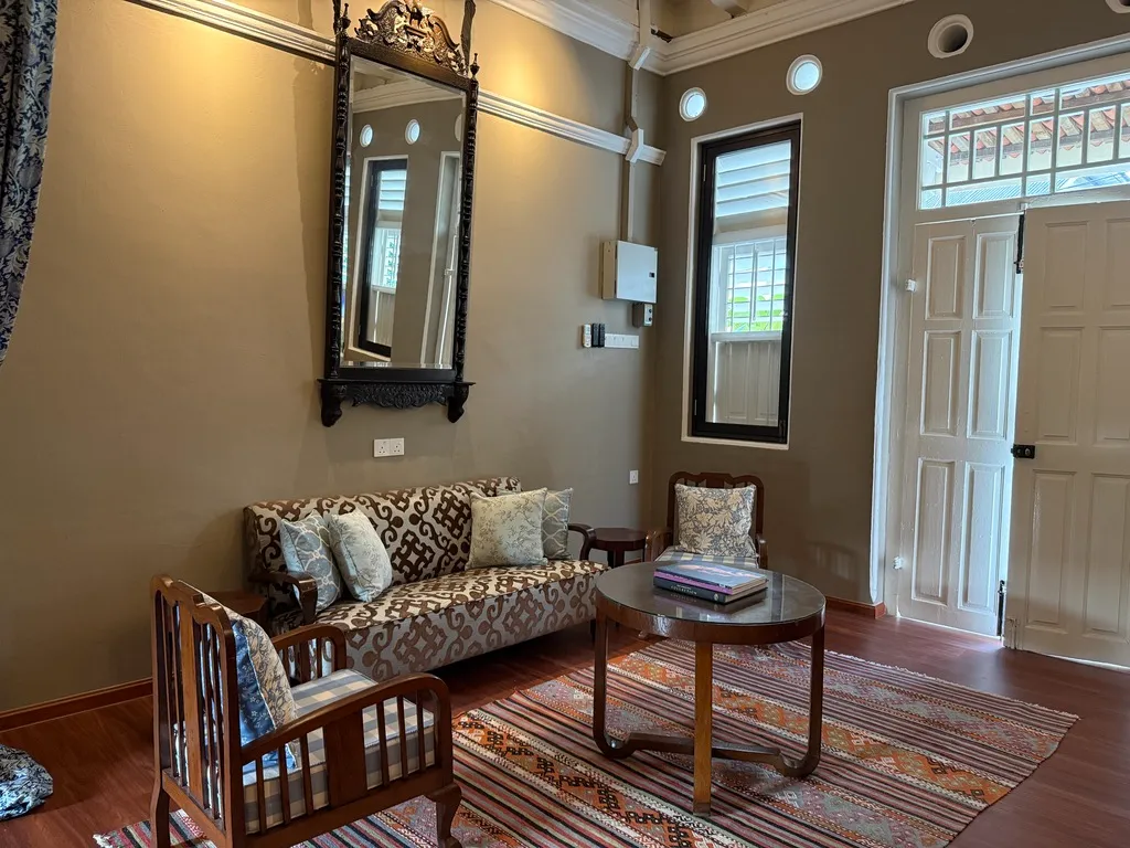 argus residence living room