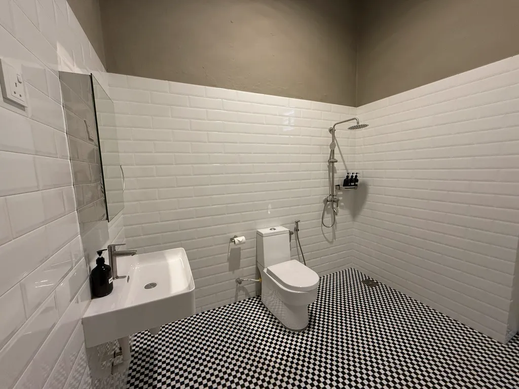 argus residence spacious bathroom