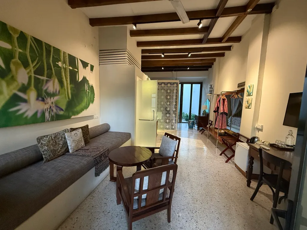 muntri grove room