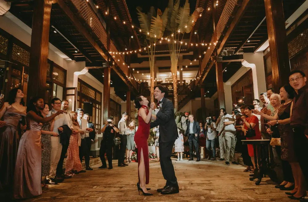 treesonthemoon-seventerraces-wedding-night